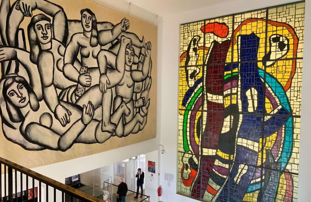 Gigantiske kunstværker på Fernand Léger museum i Biot