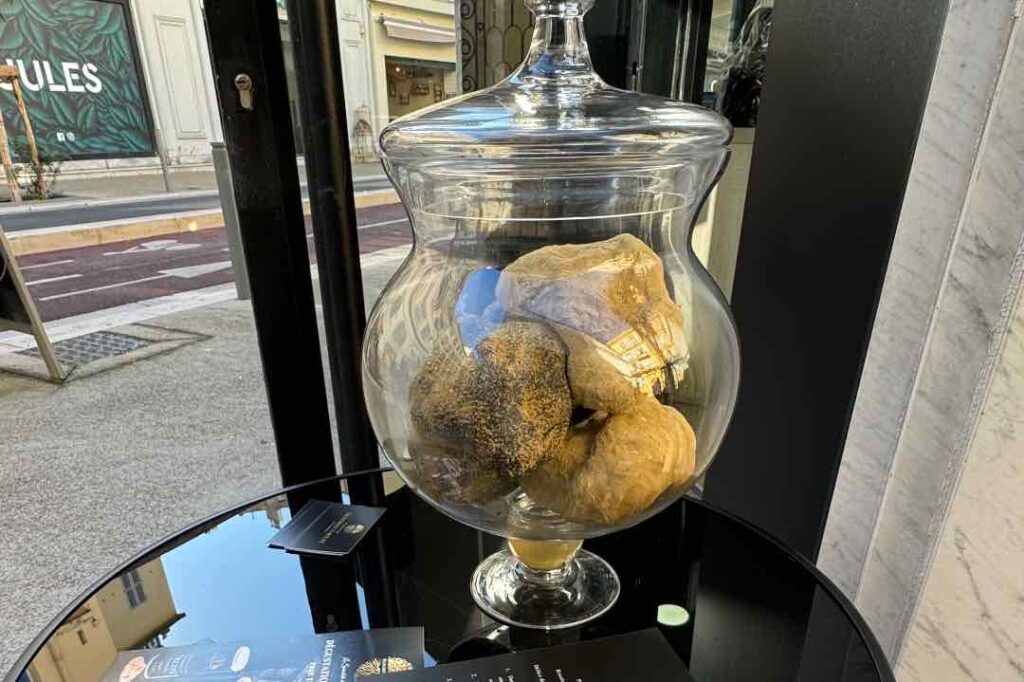 the truffle shop - in rue de la Liberté, Carré d'Or