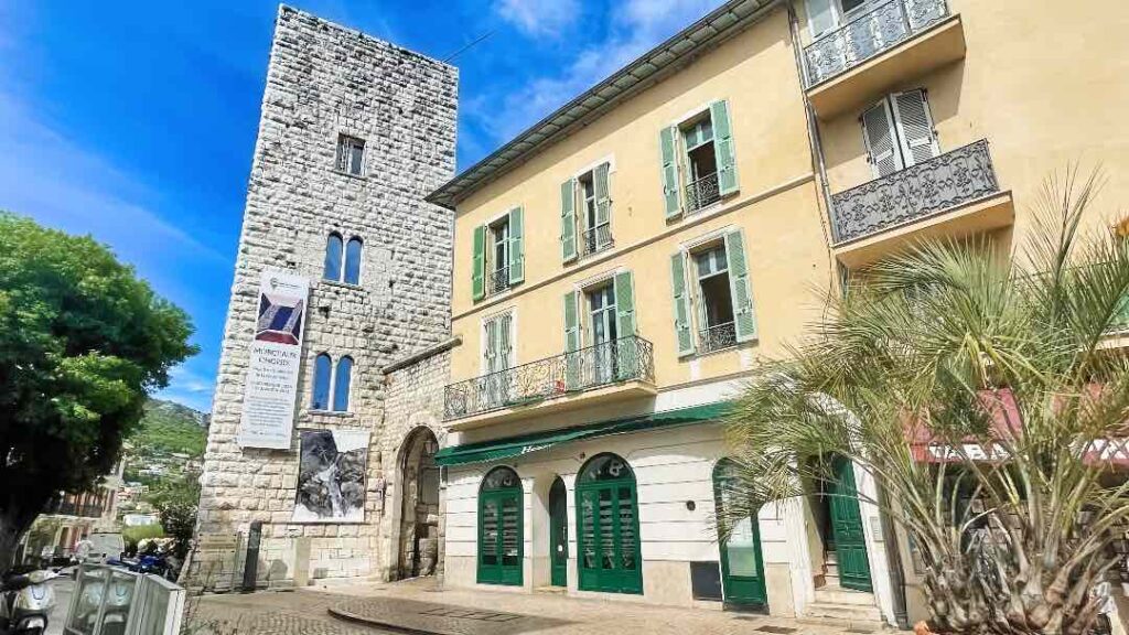 Le musée de Vence est situé dans un château historique